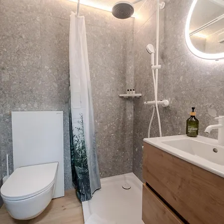Collina Comfort Design-studio By Vacations ארוזה