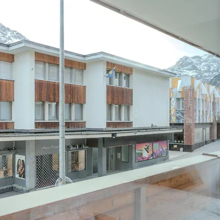 Collina Comfort Design-studio By Vacations